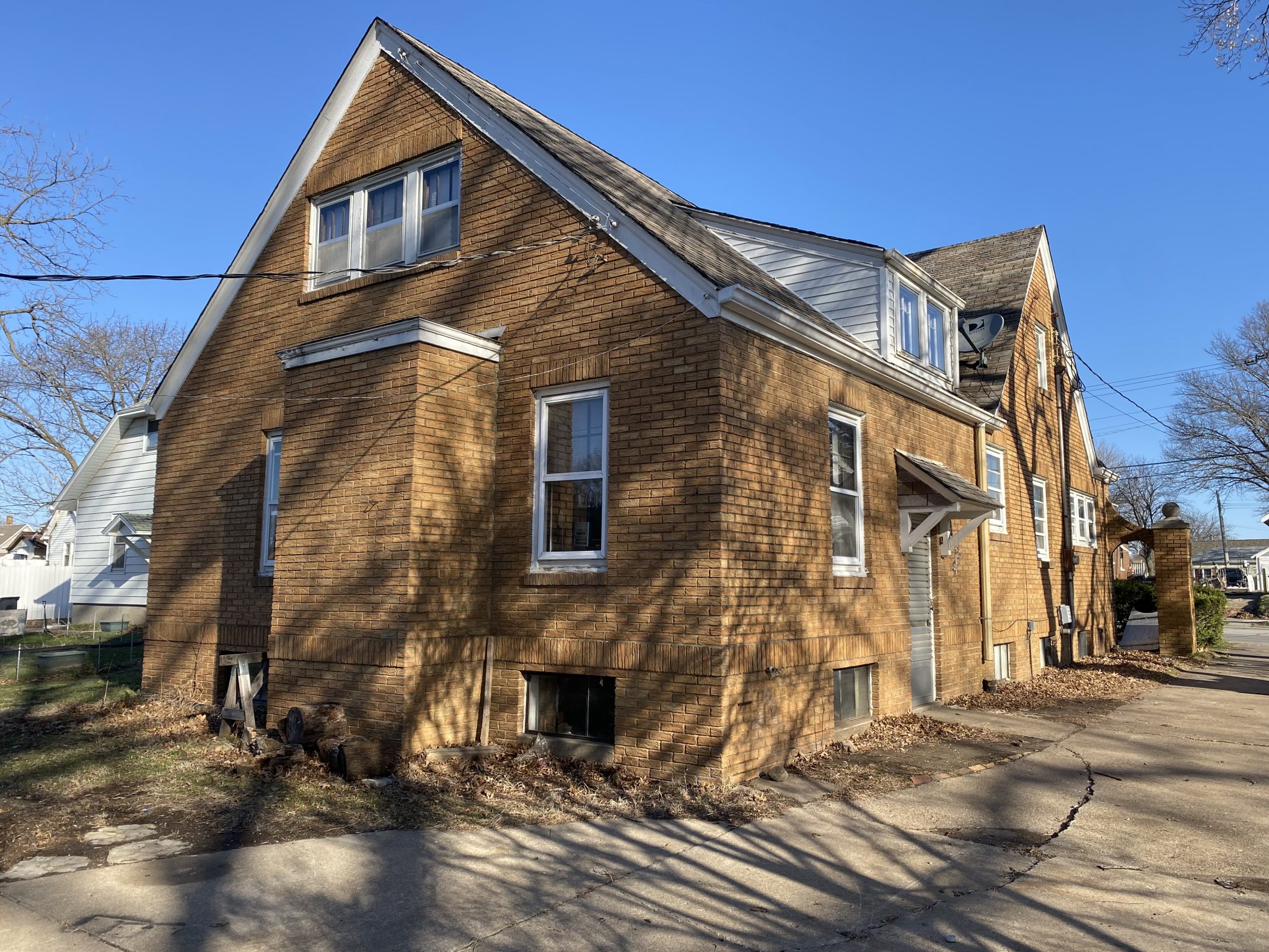 IMG_6259 Fraise Auction & Real Estate